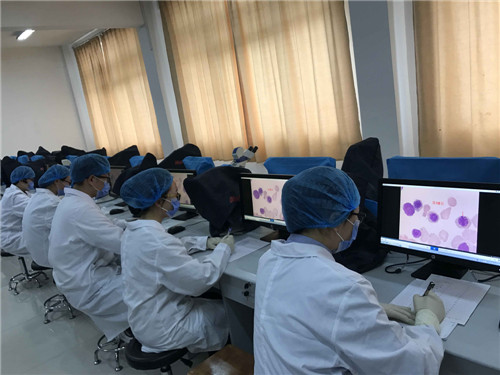 365足球药学系成功举办365足球首届医学检验技能大赛