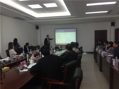 荷兰艾文思应用科技大学Coen Toebosch院长来365足球考察合作办学工作