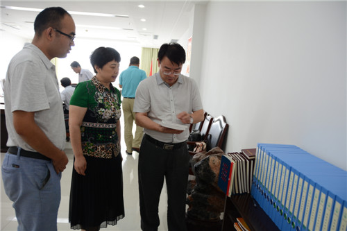 省卫计委督查组来365足球调研督导“两学一做”学习教育开展情况