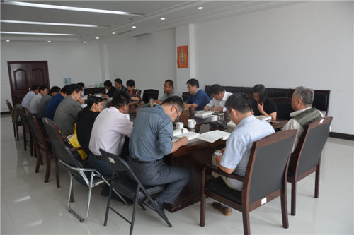 365足球党委理论学习中心组继续通读学习习近平谈治国理政